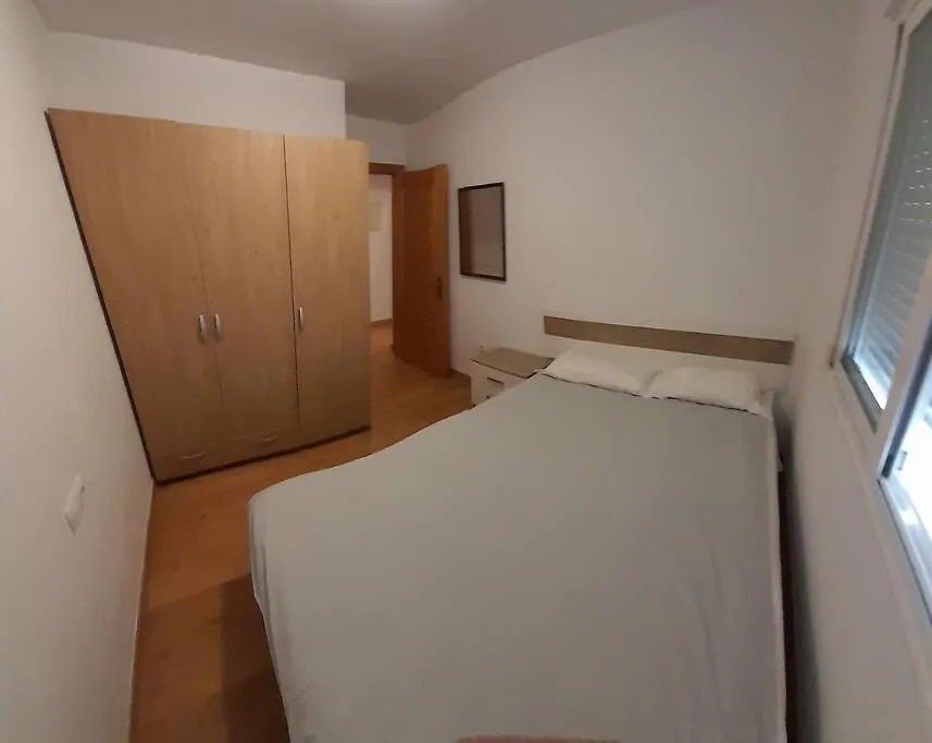 Apartment 4F, Aire Acondic, 80M2, 2 Dormitorios, 4 Huespedes, Wifi Gratis La Linea de la Concepcion