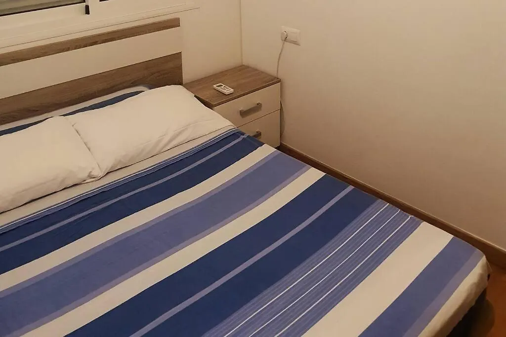 4F, Aire Acondic, 80M2, 2 Dormitorios, 4 Huespedes, Wifi Gratis La Linea de la Concepcion